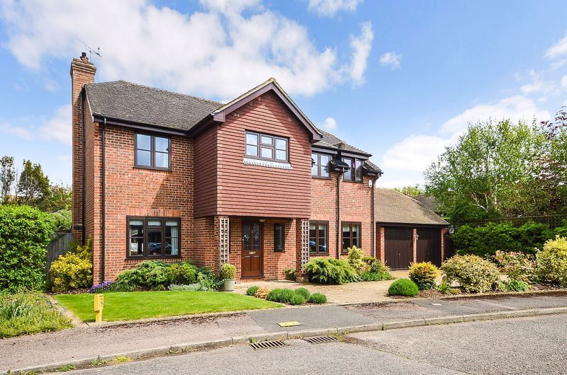 5 bed detached house for sale in William Burt Close, Weston Turville