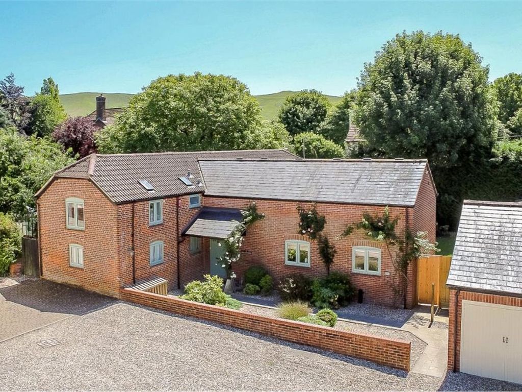 4 bed detached house for sale in Oldbury Fields Cherhill, Calne SN11