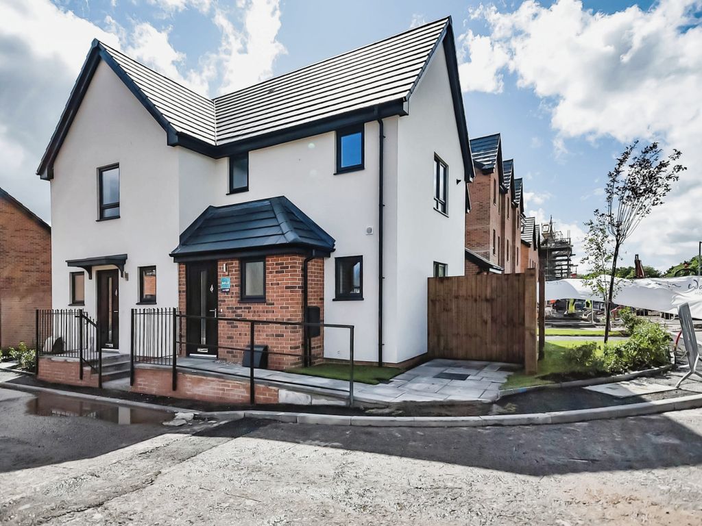 1 bed terraced house to rent in Patterson Street, Denton, Manchester