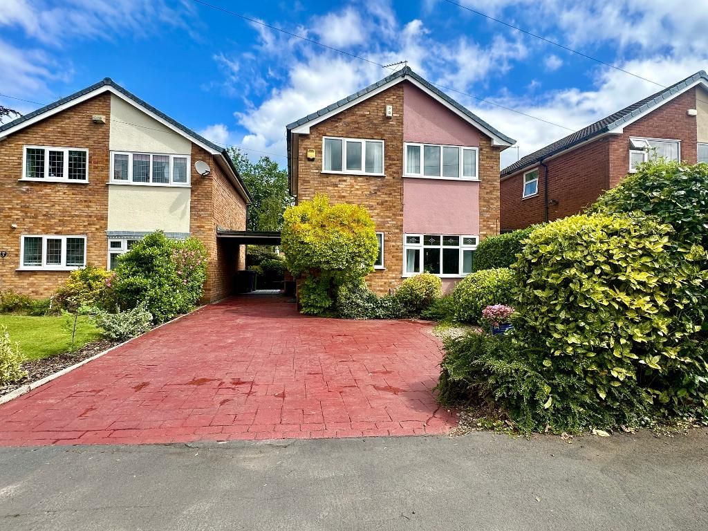 3 bed detached house for sale in Chepstow Drive, Hazel Grove, Stockport