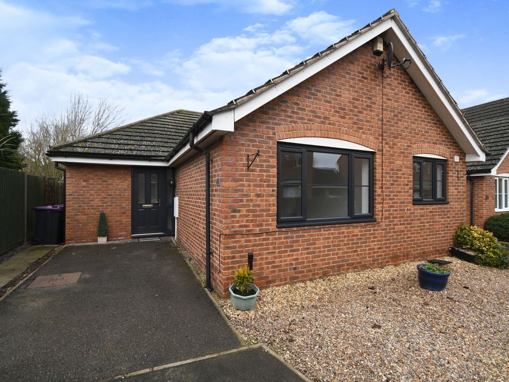 3 bed bungalow for sale in Maple Drive, Sudbrooke, Lincoln LN2 Zoopla