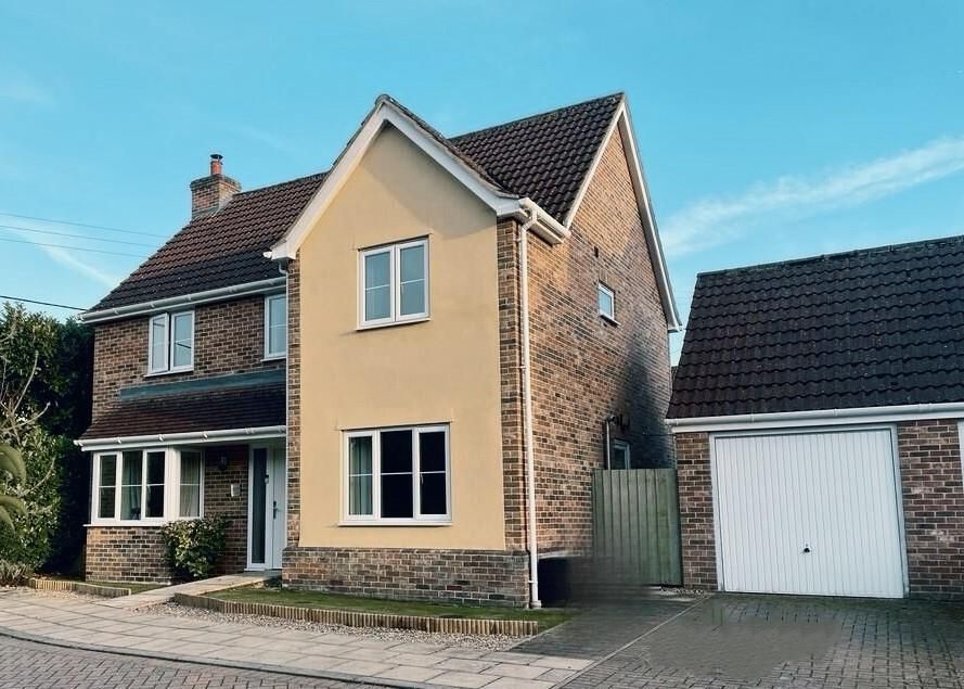 4 bed detached house for sale in Castle Lane, Offton, Ipswich IP8, £