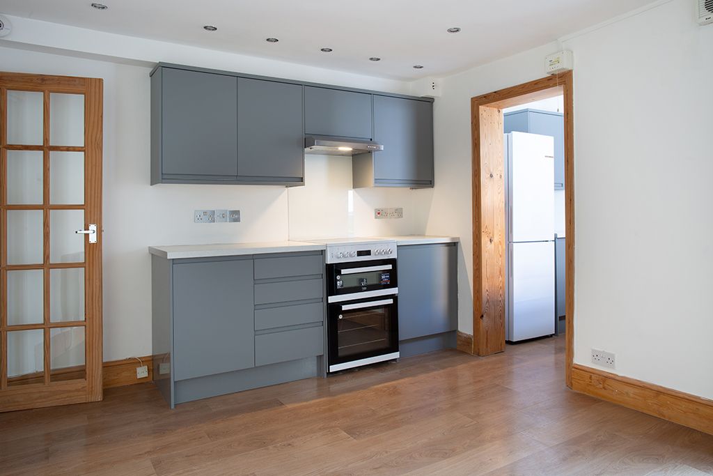 1 bed flat to rent in Shirley Street, Hove BN3, £1,200 pcm Zoopla