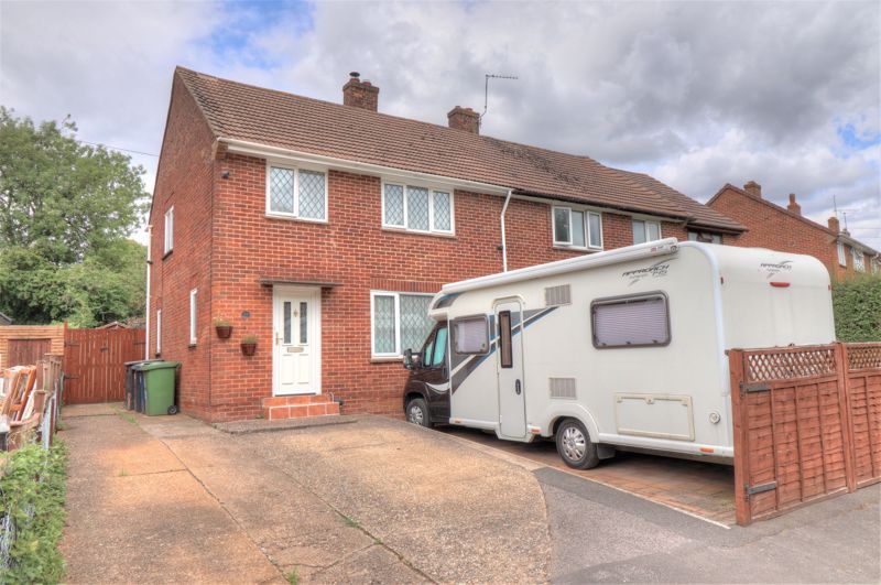 3 bed semidetached house for sale in Eastwood Road, Stokenchurch, High HP14 Zoopla
