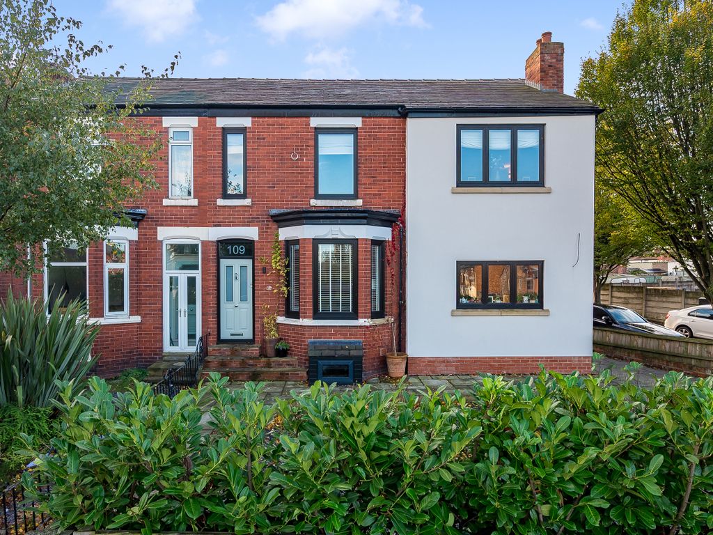 4 bed semidetached house for sale in Stockport Road, Stockport