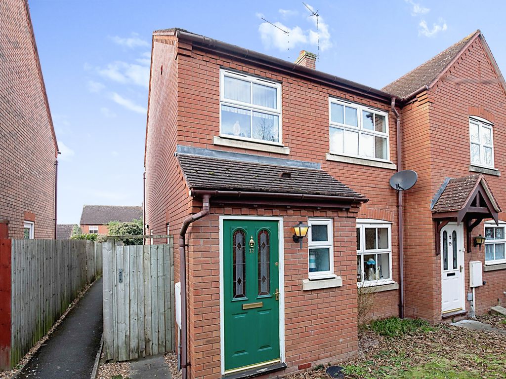 3 bed end terrace house for sale in St. Laurence Way, BidfordOnAvon