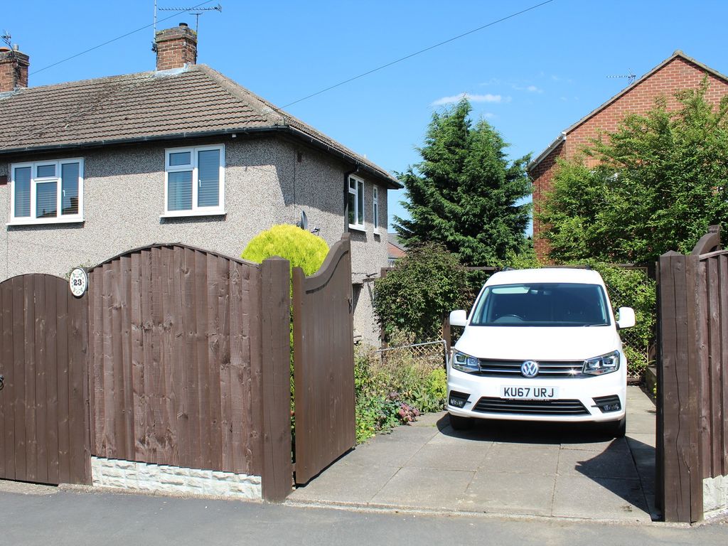 3 bed semidetached house for sale in Kingsley Crescent, Stonebroom, Derbyshire. DE55 Zoopla