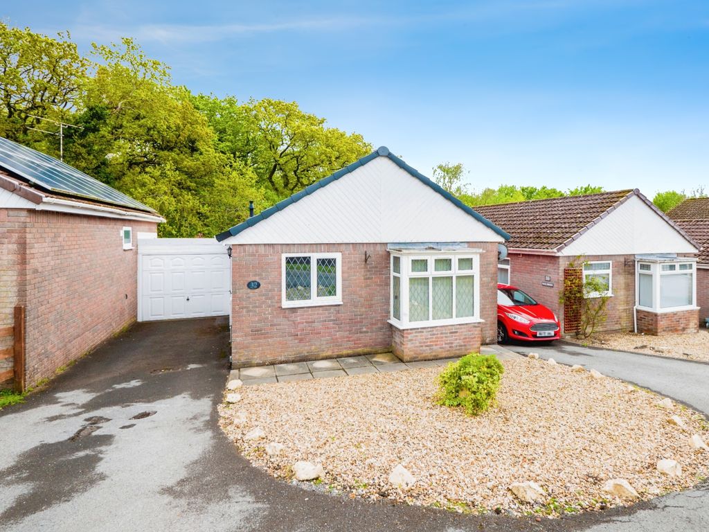 2 bed detached bungalow for sale in Usk Way, Cwm Talwg, Barry CF62, £