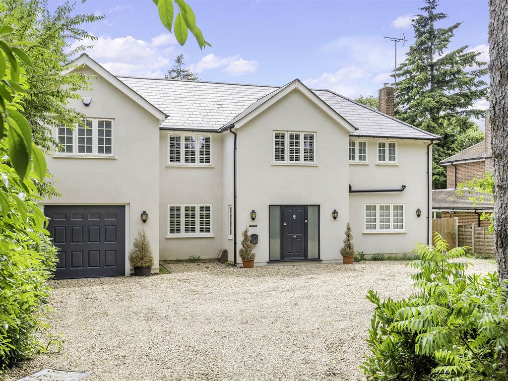 5 bed detached house for sale in The Drive, Banstead SM7 Zoopla