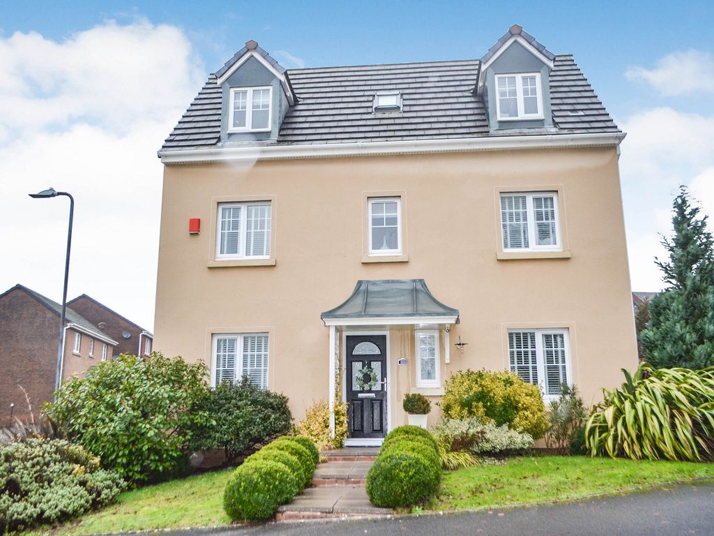 4 bed detached house for sale in Penrhiwtyn Drive, Neath, Neath Port