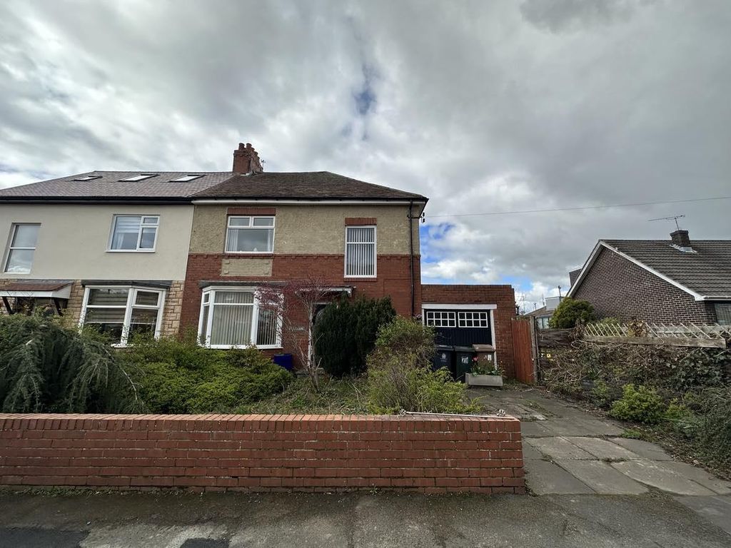 3 bed semidetached house for sale in Birchwood Avenue, North Gosforth