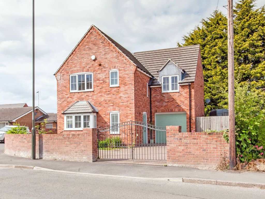 4 bed detached house for sale in Meadows Walk, Clowne S43, £280,000