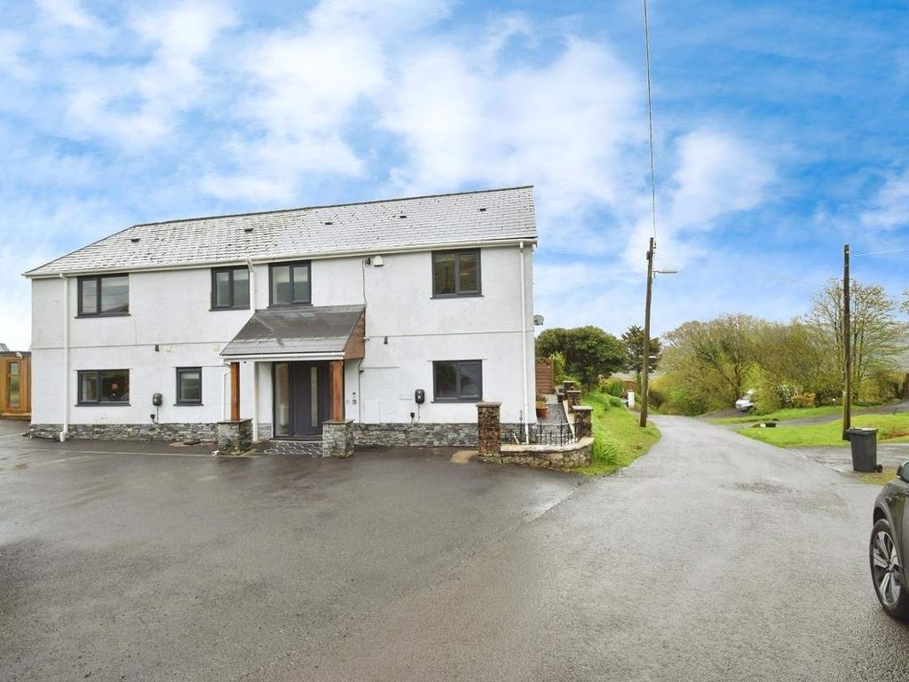 Property for sale in Cwmllynfell, Wales, United Kingdom SA9, £885,000