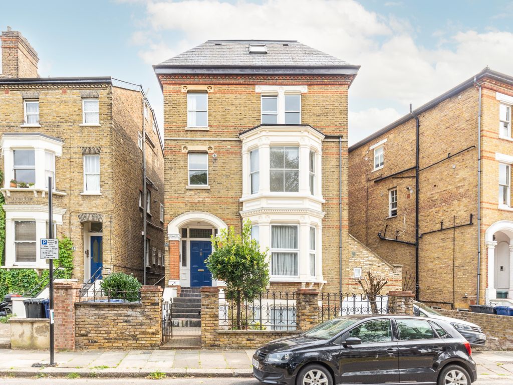3 bed flat for sale in Grange Park, Ealing W5, £859,950 Zoopla
