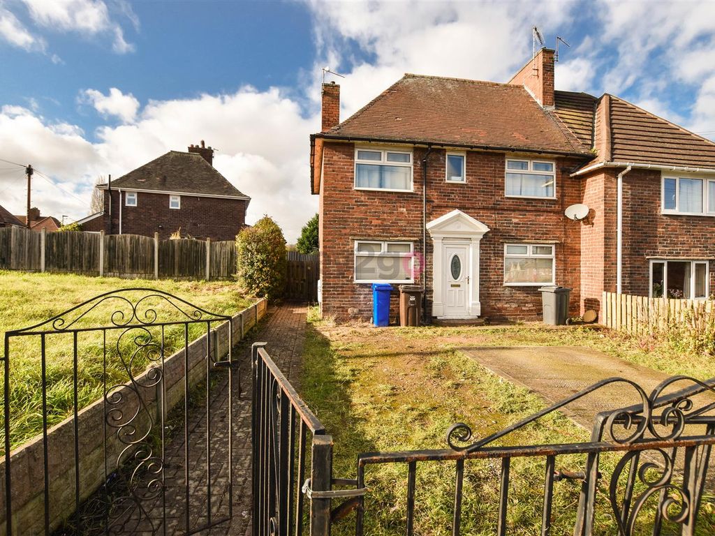 3 bed semidetached house to rent in Robin Lane, Beighton S20, £900 pcm