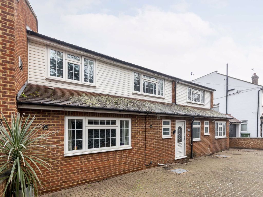 6 bed property for sale in Staines Road East, SunburyOnThames TW16 Zoopla