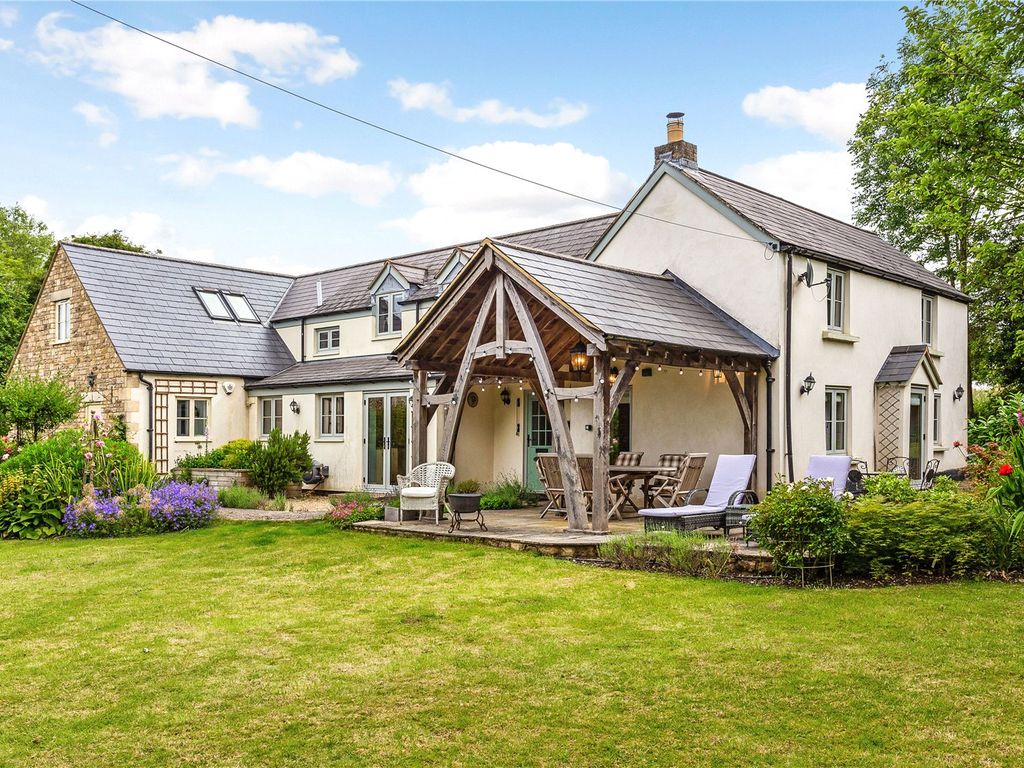 5 bed detached house for sale in Sawyers Hill, Malmesbury