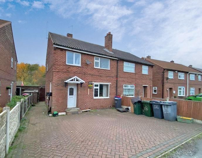 3 bed semidetached house for sale in Treetown Crescent, Treeton