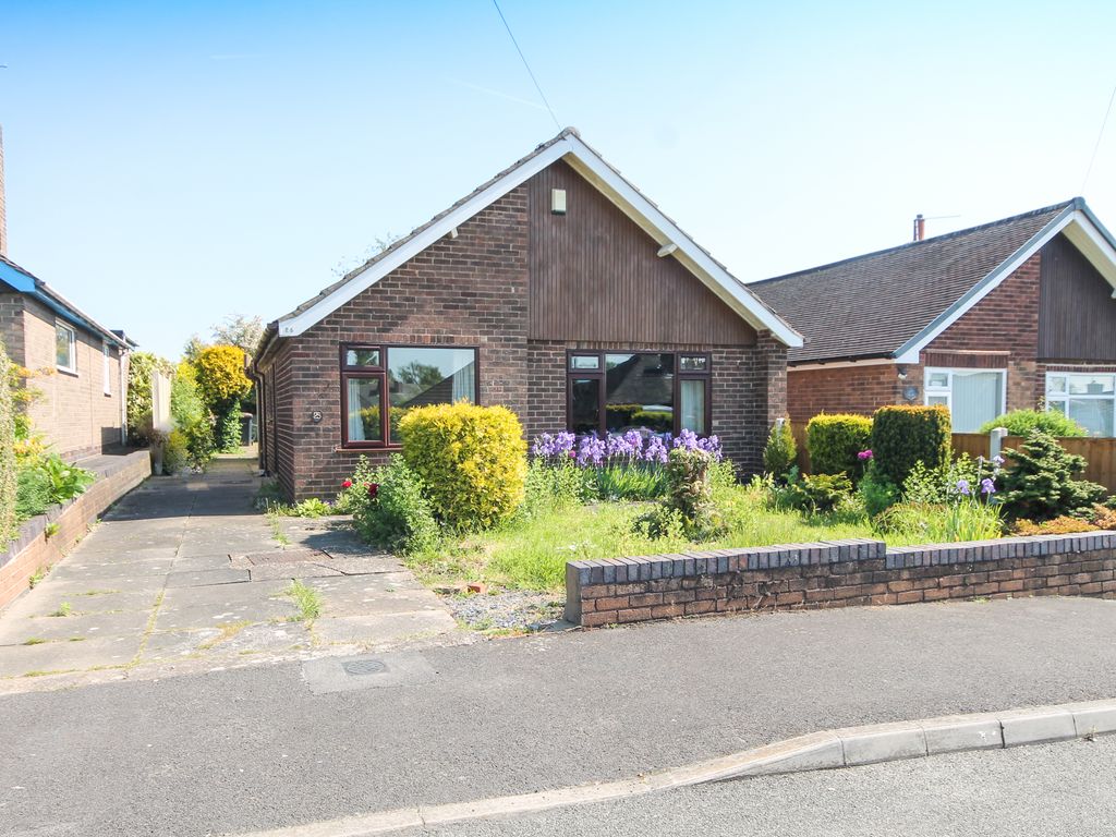 3 bed detached bungalow for sale in Giltbrook Crescent, Giltbrook NG16