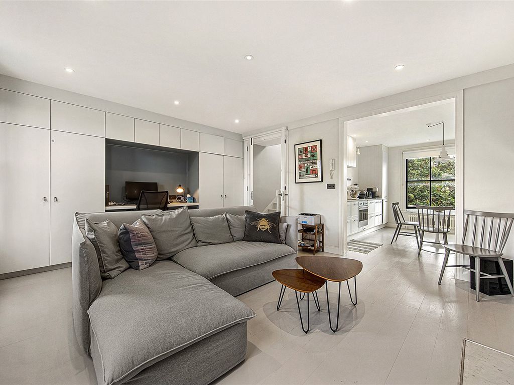 2 bed for sale in Chesterton Road, London W10 Zoopla