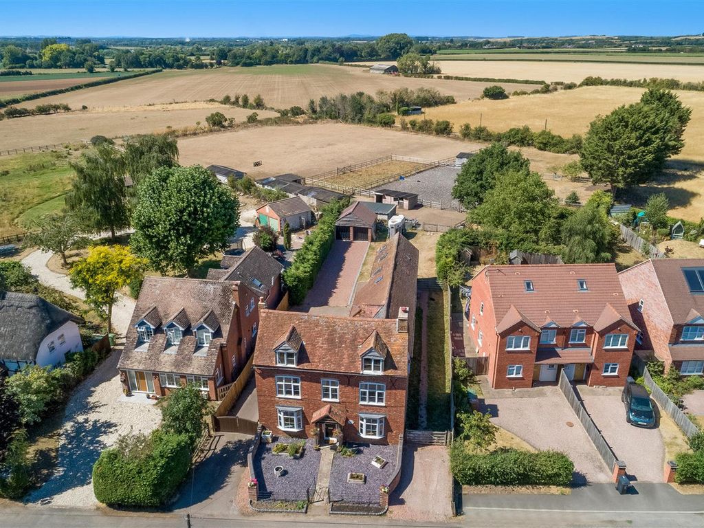 6 bed detached house for sale in Broadway Lane, Pershore