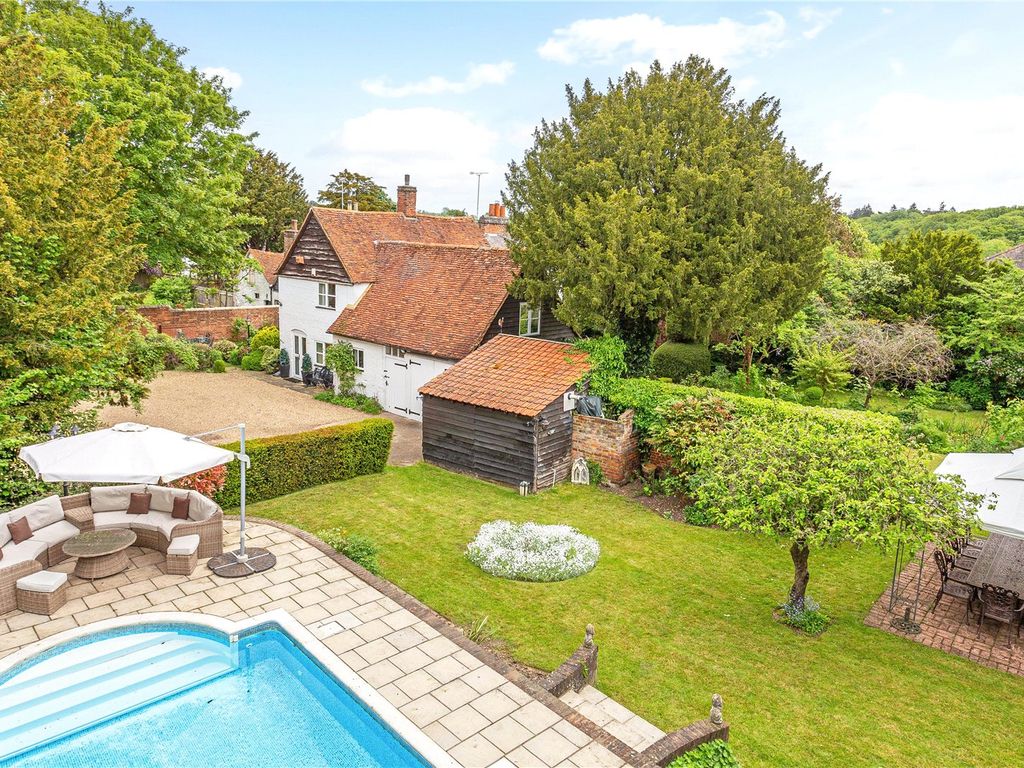 5 bed semidetached house for sale in Hadham Cross, Much Hadham