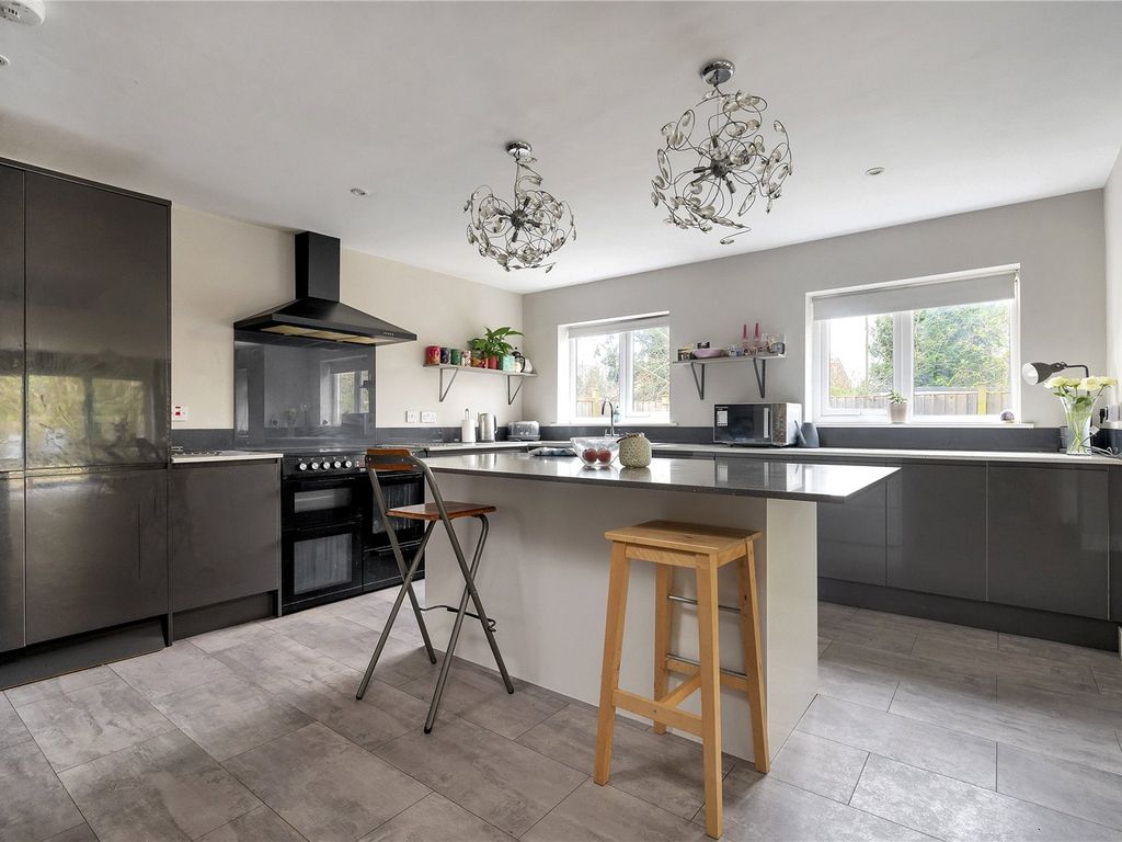 5 bed detached house for sale in Kingsway Road, Stoneygate, Leicester LE5, £750,000 Zoopla