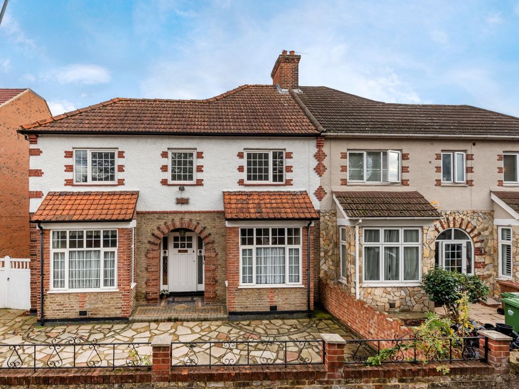 5 bed semidetached house for sale in Eardley Road, Belvedere DA17 Zoopla