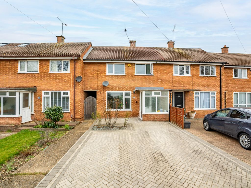 3 bed terraced house to rent in Windermere Avenue, St. Albans