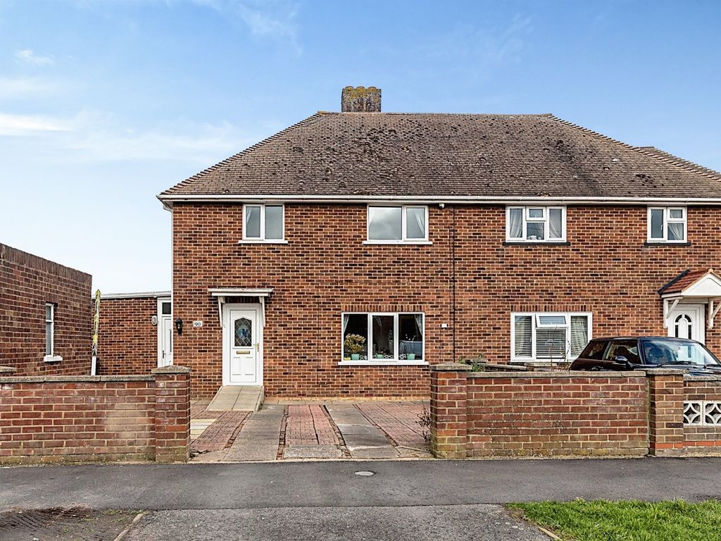 3 bed semidetached house for sale in Russell Avenue, March PE15 Zoopla