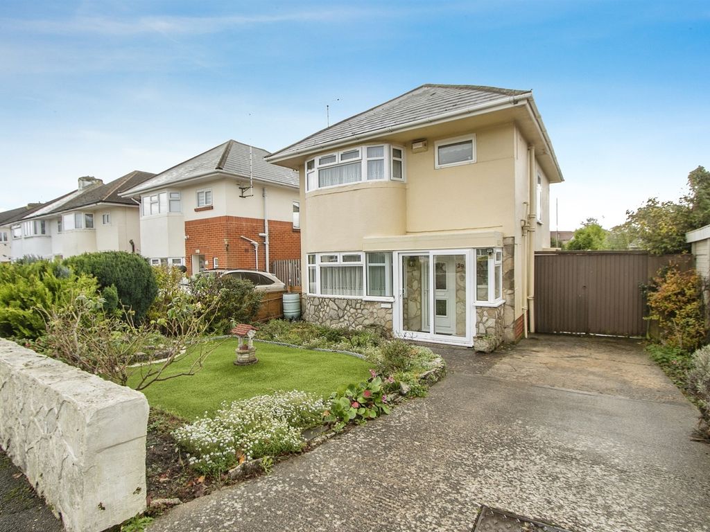 4 bed detached house for sale in Brailswood Road, Poole BH15, £425,000