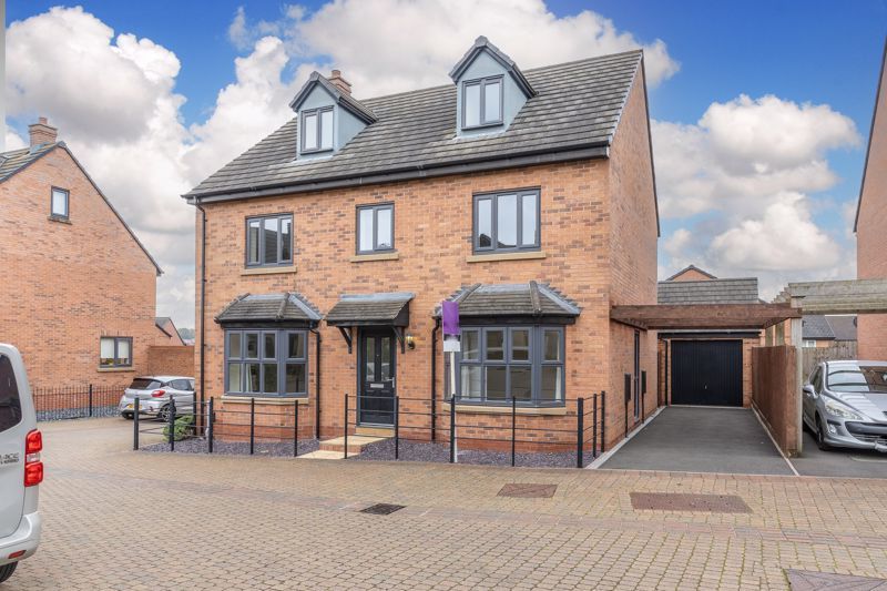 5 bed detached house for sale in Duddell Street, Lawley, Telford TF4, £
