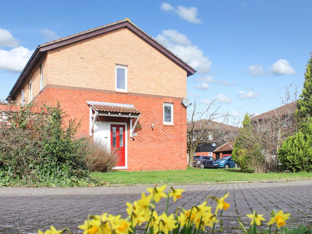 2 bed semidetached house for sale in Kemble Court, Downhead Park