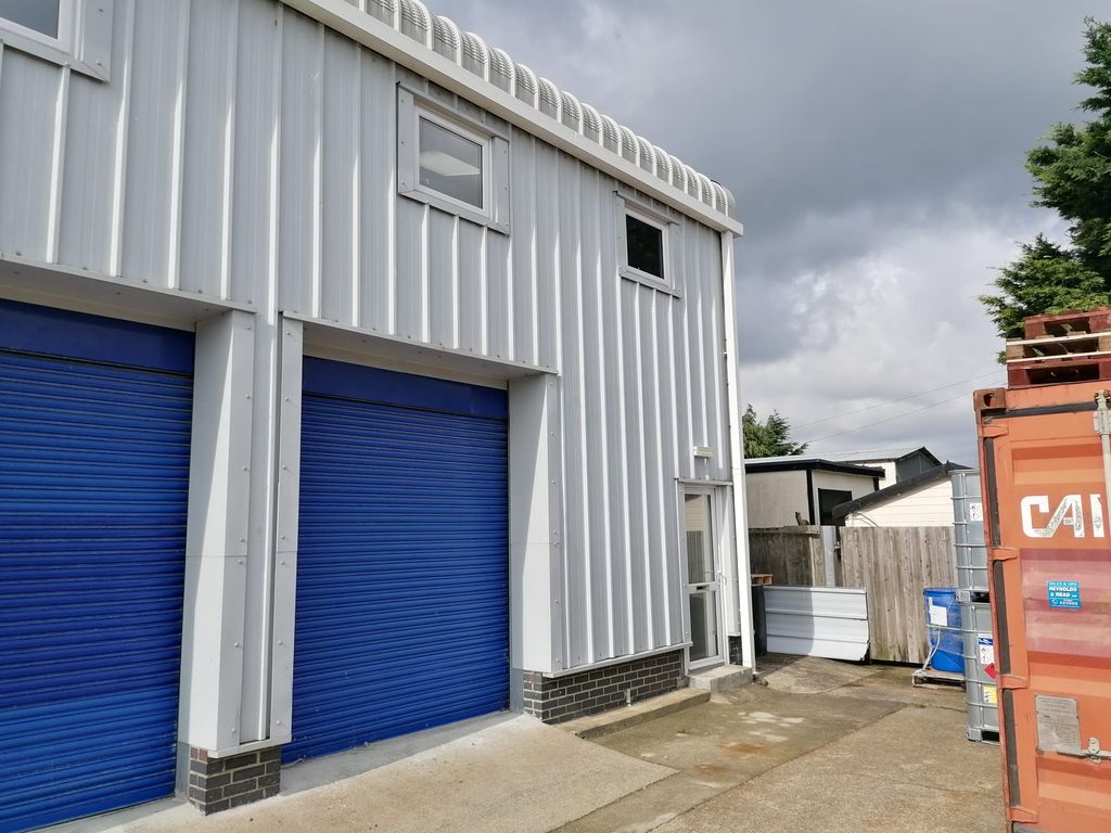 Industrial to let in Prospect Road, Cowes PO31, £11,500 pa Zoopla