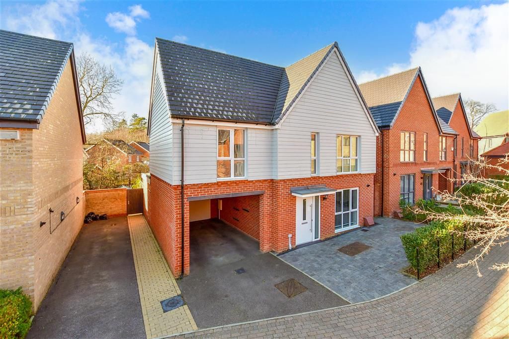 4 bed detached house for sale in Sir John Killick Road, Ashford, Kent