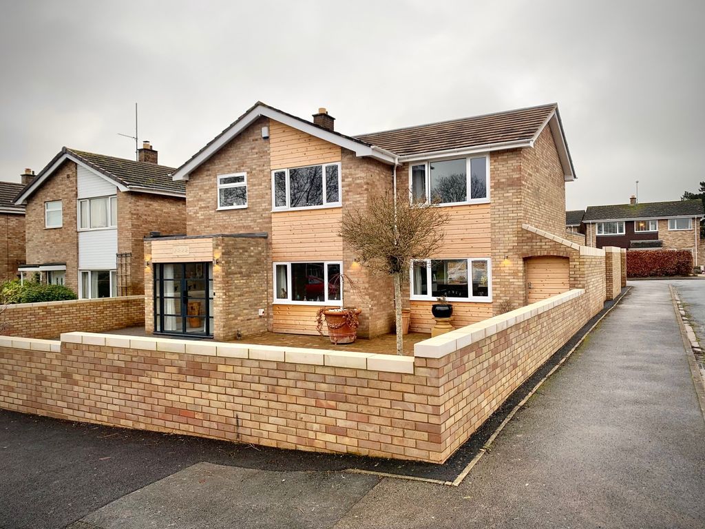6 bed detached house for sale in Upton St. Leonards, Gloucester GL4 Zoopla