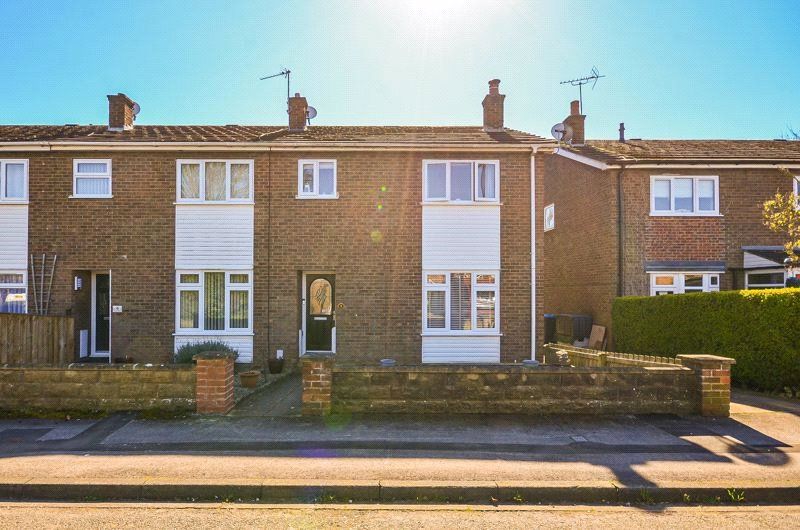 4 bed terraced house for sale in Goosecroft Gardens, Northallerton
