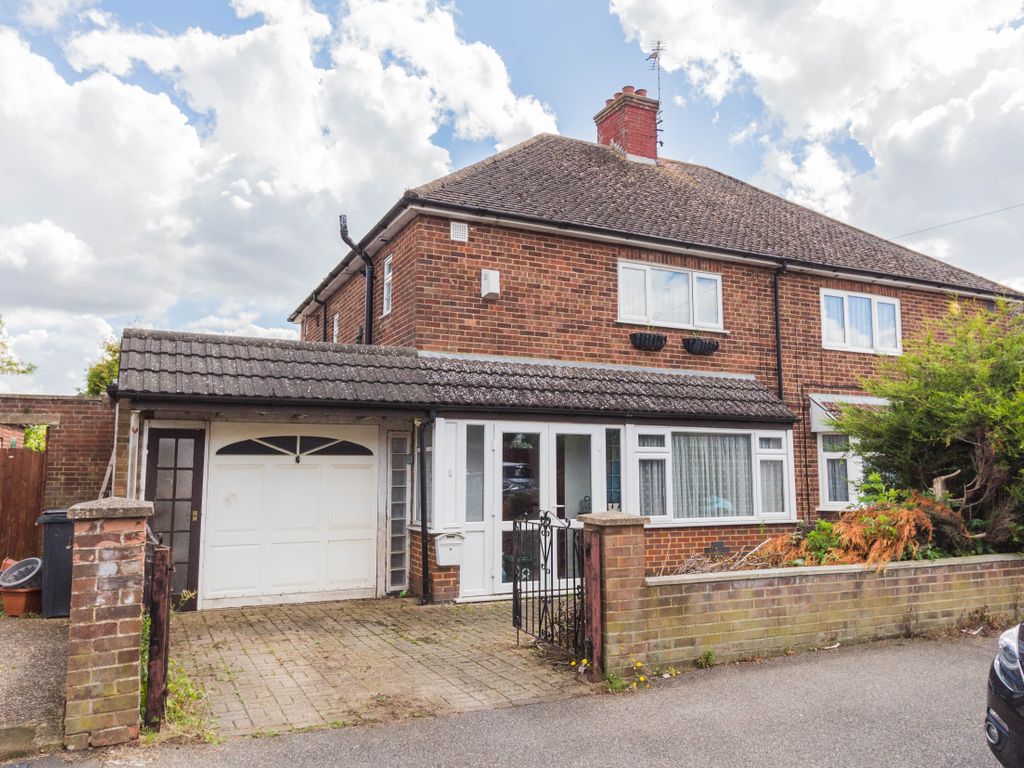 3 bed semidetached house for sale in Churchill Avenue, Irthlingborough, Wellingborough NN9, £