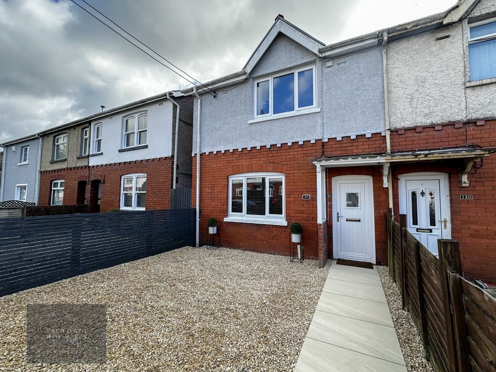 2 bed end terrace house for sale in Fitzroy Avenue, Glyncoed NP23, £