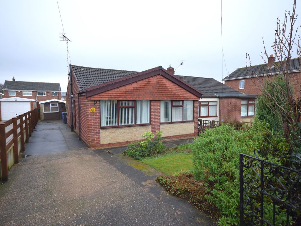2 bed semidetached bungalow for sale in Badsworth Road, Warmsworth