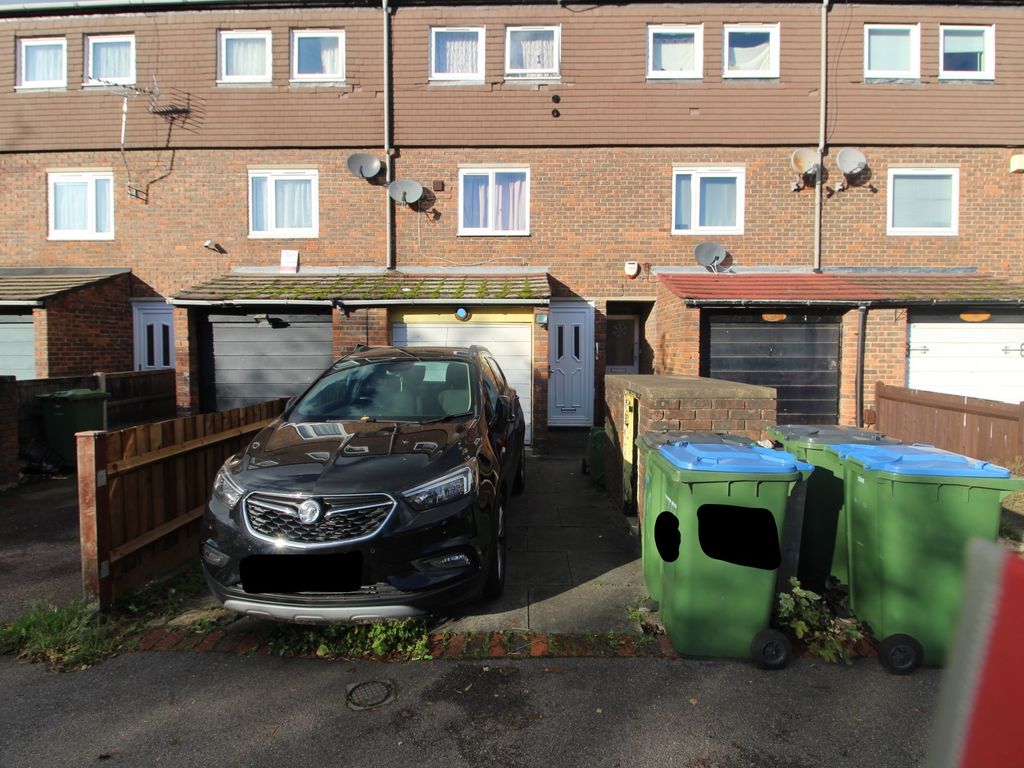 Austen Close, Thamesmead SE28