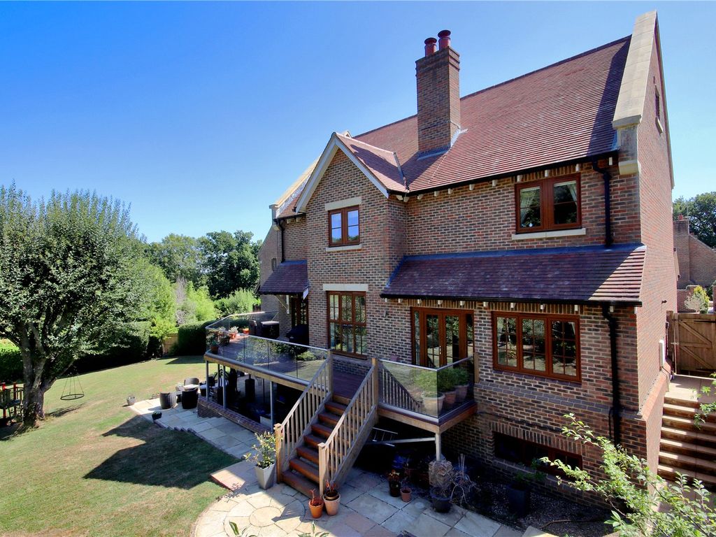5 bed detached house for sale in Mayfield Grange, Little Trodgers Lane