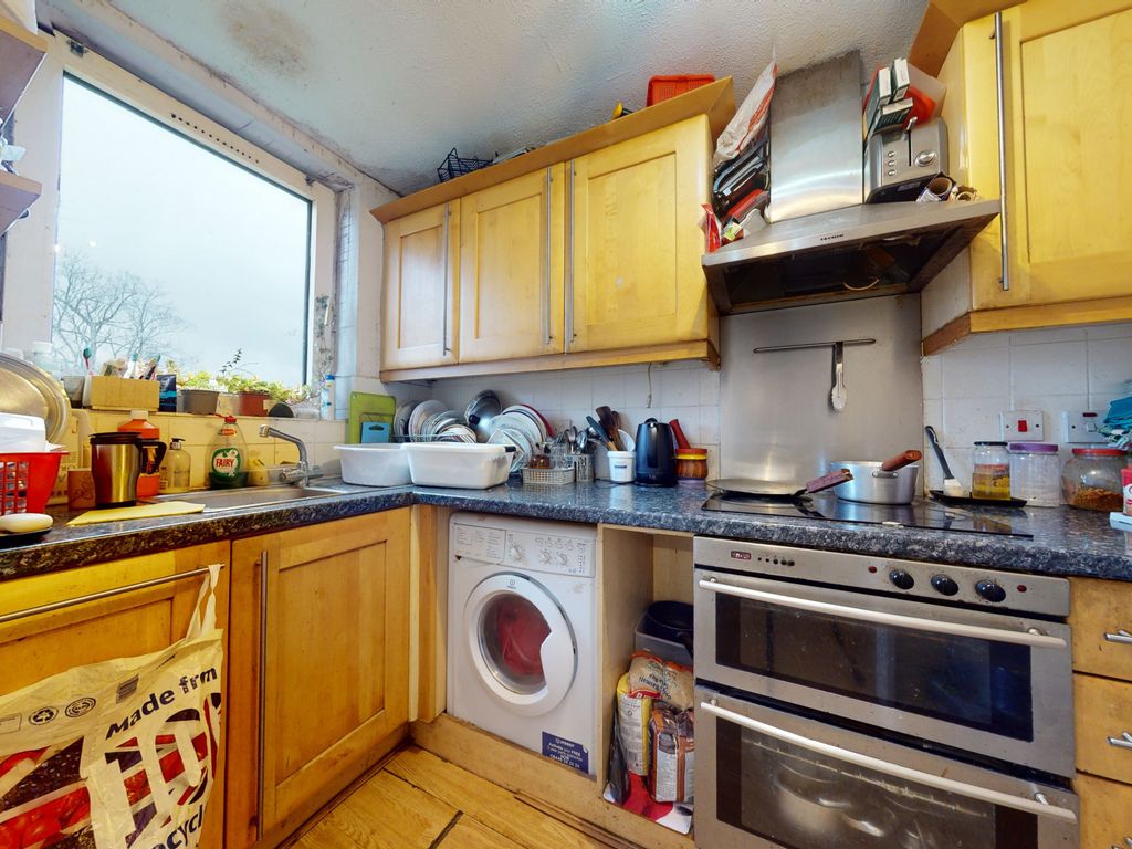 2 bed flat for sale in Pierrepoint, Ross Road, London SE25 Zoopla