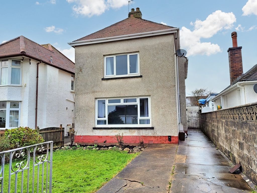 3 bed detached house for sale in Severn Road, Porthcawl CF36, £335,000