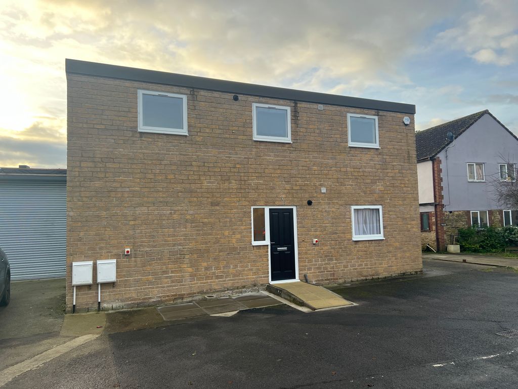 1 bed flat to rent in North Street, Milborne Port, Sherborne DT9, £775