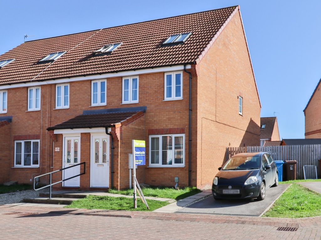 3 bed end terrace house for sale in Hyde Park Road, Kingswood, Hull