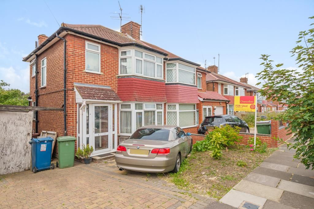 3 bed semidetached house for sale in Stanmore, Middlesex HA7 Zoopla