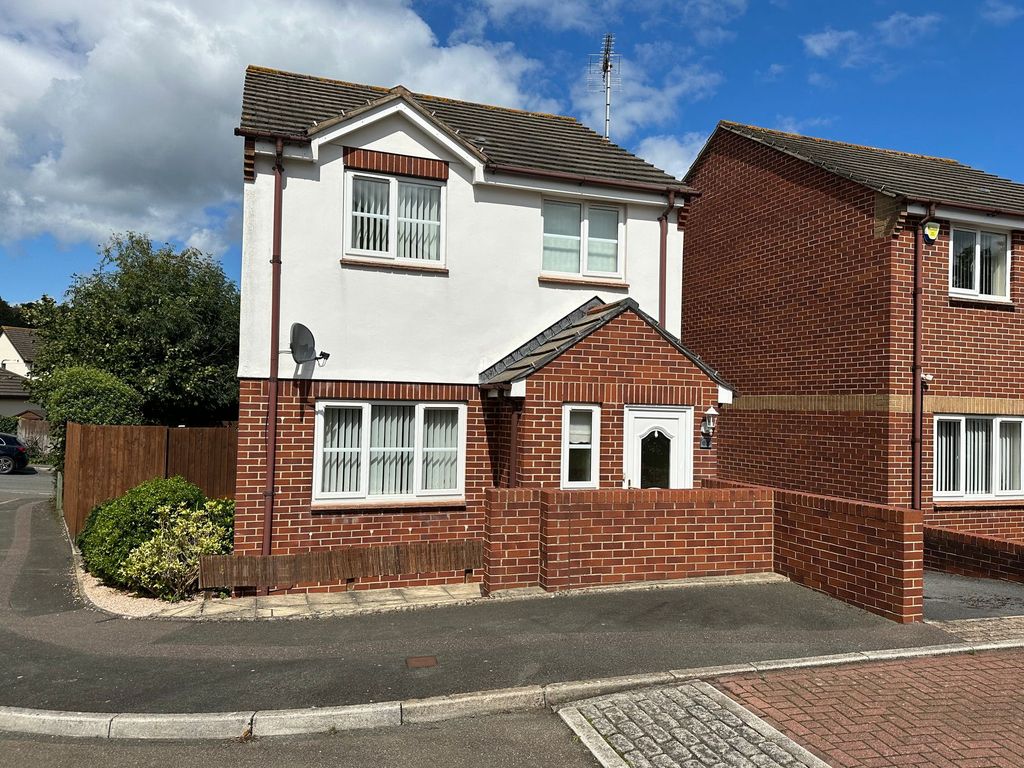 3 bed detached house for sale in Orkney Close, Torquay TQ2, £335,000 Zoopla