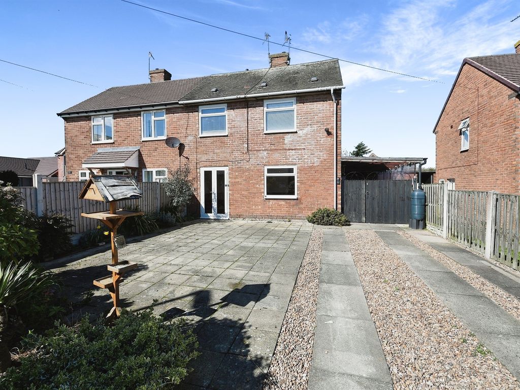 2 bed semidetached house for sale in Manor Drive, Brimington