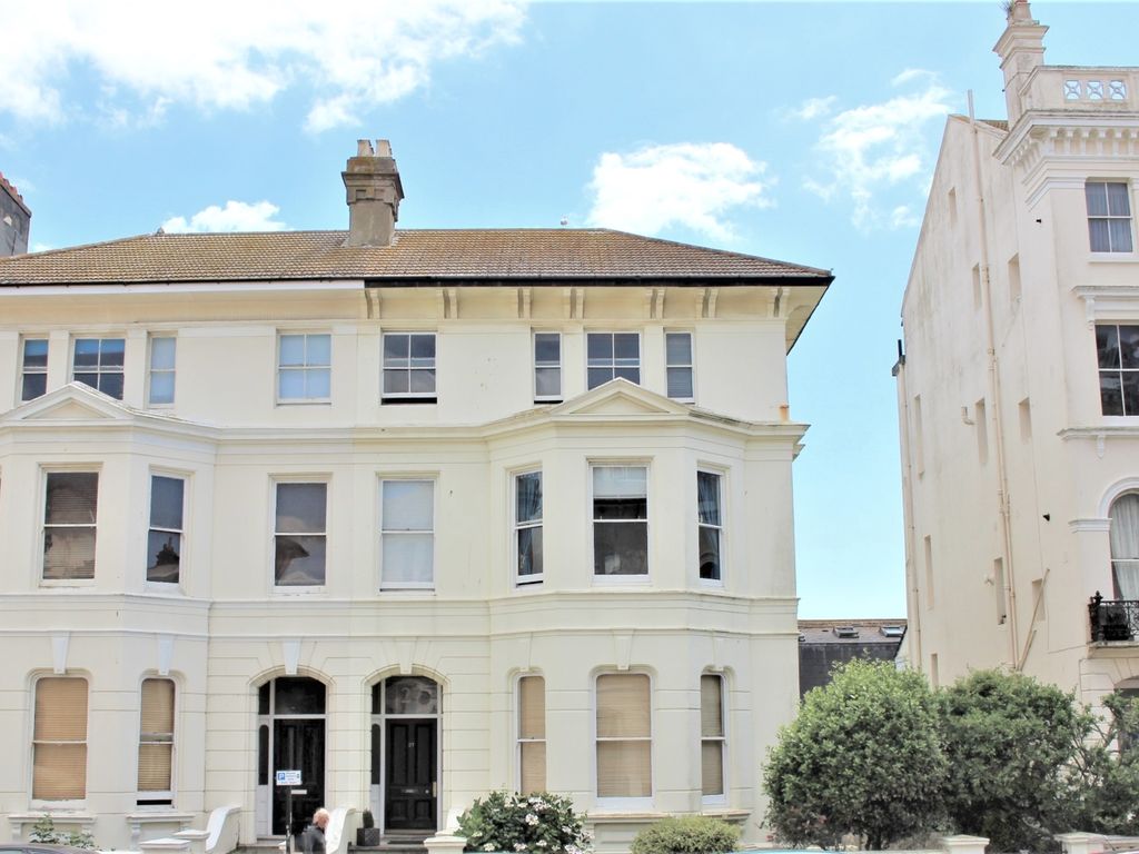 2 bed flat to rent in St. Aubyns, Hove, East Sussex BN3, £1,500 pcm